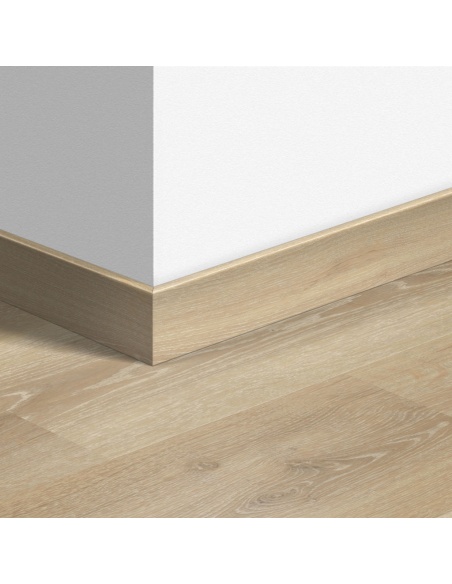 Plinthe parquet (couleur assortie)
